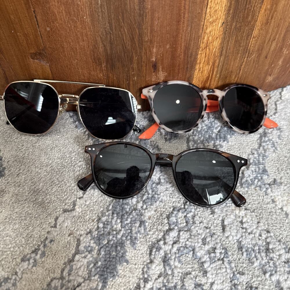 Women's Sojos Sunglasses Lot Of 3